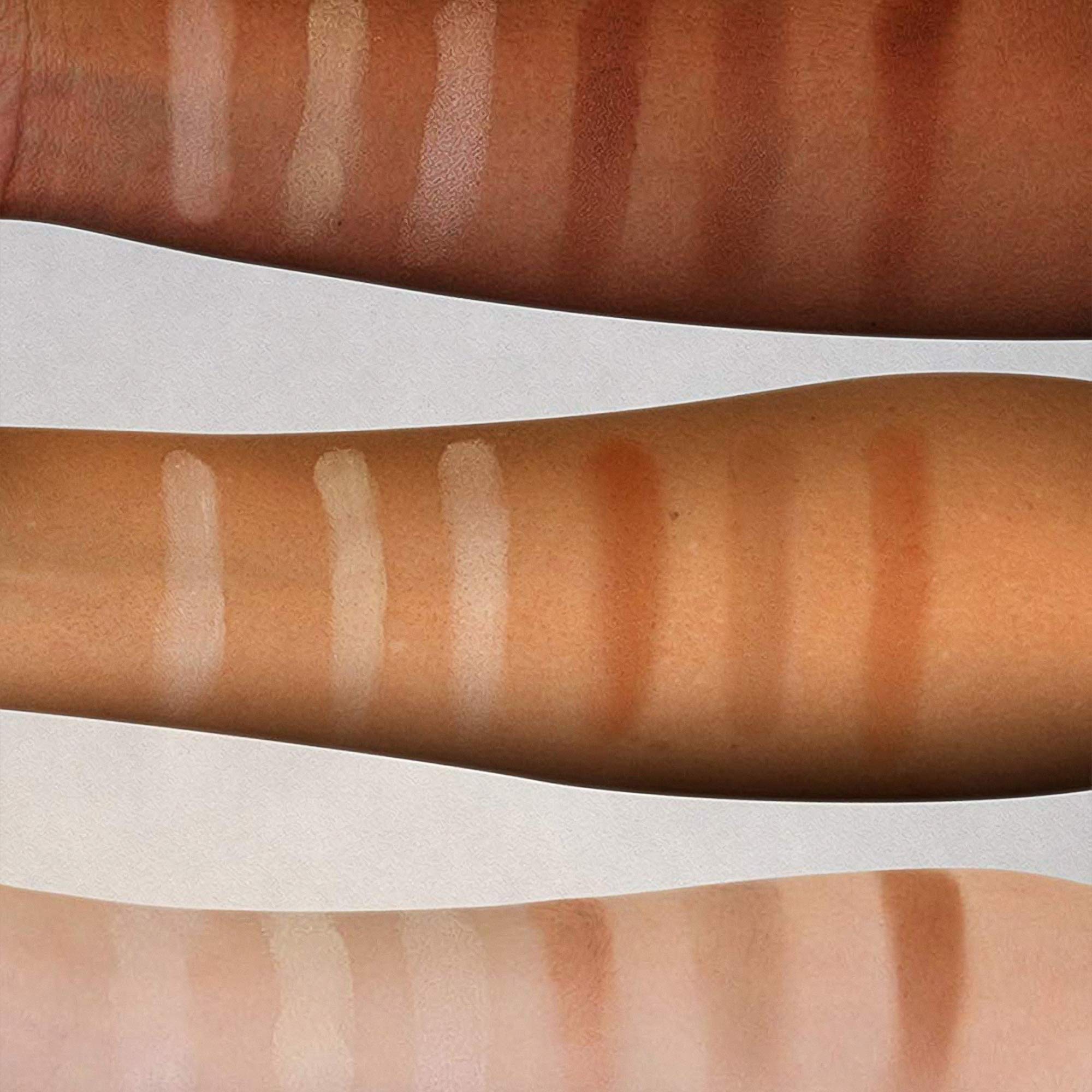 Contour Kit and Highlighting Powder Palette (Cruelty Free and Paraben Free) by Elizabeth Mott