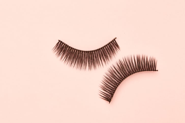 Magnetic Eyelashes VS Glue Lashes: The Battle Between Lashes