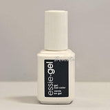 Essie Gel Polish - On Your Mistletoes - 12.5 mL / 0.42 oz