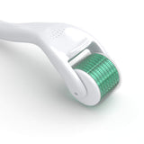 VACITI Derma Roller, Titanium Microneedle Roller for Face 540 Micro Needles, New 0.25mm Cosmetic Microdermabrasion Instrument, Includes Storage Case
