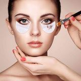 200PCS Professional Eyeshadow Pads Stencils, Kalolary Eyeliner Shield Pads Disposable Eyeshadow Shields Protector for Eyelash Extension Grafting Under Eye Eyelashes Lip Makeup Pads Shield