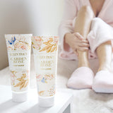 Ellen Tracy Holiday Bath and Body Gift Set with Slippers